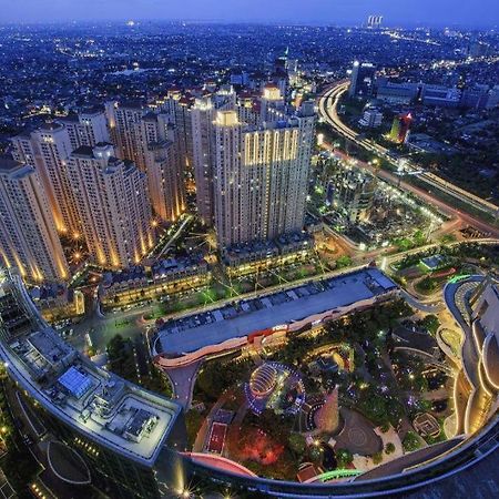 Capital O 281 Hotelo ジャカルタ エクステリア 写真